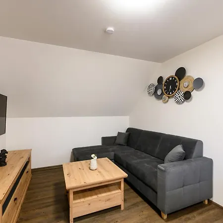 Apartment Zavetri *