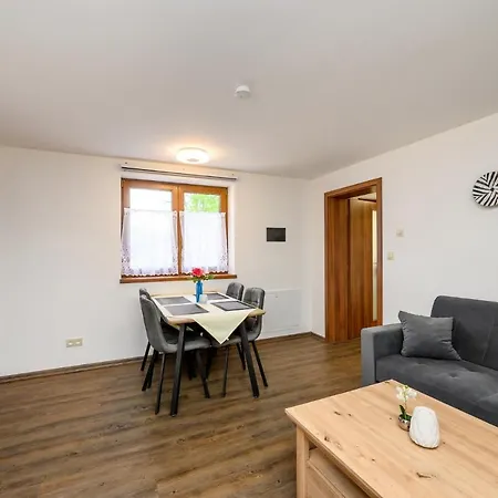 Apartment Zavetri *