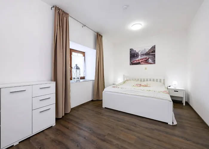 Zavetri Apartment *
